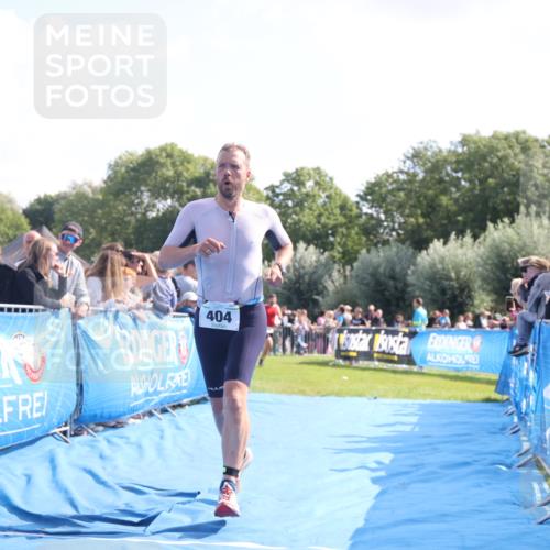 25.08.2024 - Elbe Triathlon Hamburg H.Heesch http://msf.ph/oto/6874370 25.08.2024 11:12:34 Ziel 134, 295, 404, 414 meine-sportfotos.de