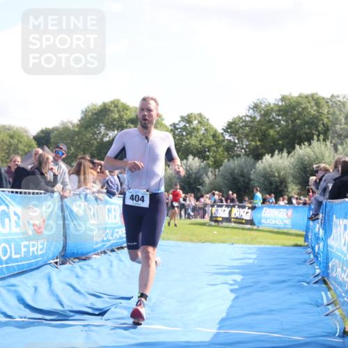 25.08.2024 - Elbe Triathlon Hamburg H.Heesch http://msf.ph/oto/6874374 25.08.2024 11:12:34 Ziel 134, 295, 404, 414 meine-sportfotos.de