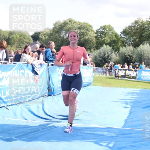 25.08.2024 - Elbe Triathlon Hamburg H.Heesch http://msf.ph/oto/6874377 25.08.2024 12:01:20 Ziel 1505, 1576, 1637, 1663 meine-sportfotos.de