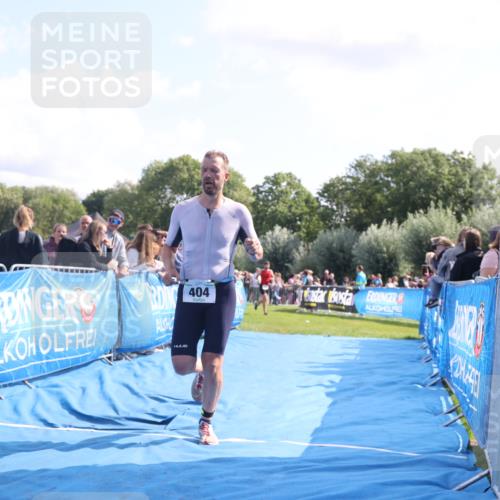 25.08.2024 - Elbe Triathlon Hamburg H.Heesch http://msf.ph/oto/6874382 25.08.2024 11:12:34 Ziel 134, 295, 404, 414 meine-sportfotos.de