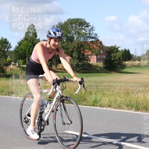 25.08.2024 - Elbe Triathlon Hamburg Fuchs,  Jonas http://msf.ph/oto/6874385 25.08.2024 11:30:42 Radfahren 1620 meine-sportfotos.de