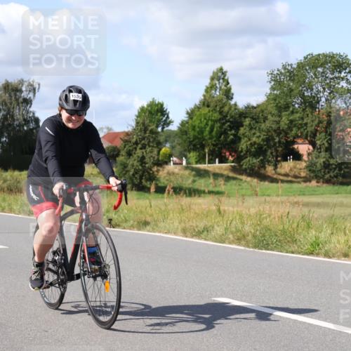 25.08.2024 - Elbe Triathlon Hamburg Fuchs,  Jonas http://msf.ph/oto/6874422 25.08.2024 11:31:37 Radfahren 1535 meine-sportfotos.de