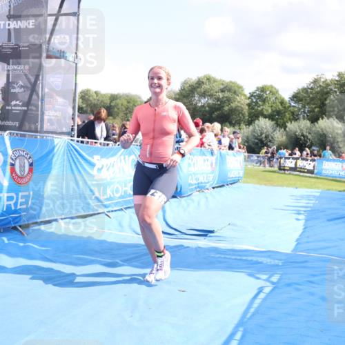 25.08.2024 - Elbe Triathlon Hamburg H.Heesch http://msf.ph/oto/6874432 25.08.2024 12:01:20 Ziel 1505, 1576, 1637, 1663 meine-sportfotos.de