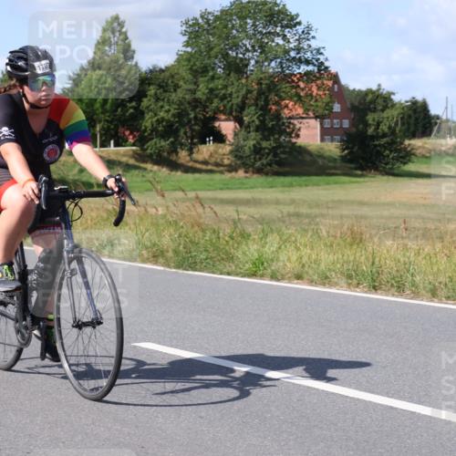 25.08.2024 - Elbe Triathlon Hamburg Fuchs,  Jonas http://msf.ph/oto/6874445 25.08.2024 11:31:46 Radfahren 1707 meine-sportfotos.de