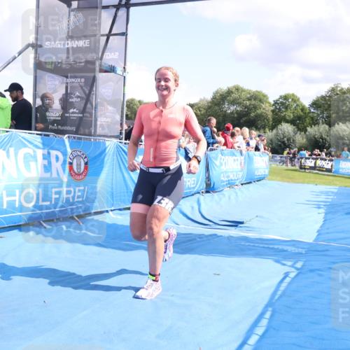 25.08.2024 - Elbe Triathlon Hamburg H.Heesch http://msf.ph/oto/6874455 25.08.2024 12:01:21 Ziel 1505, 1576, 1637, 1663 meine-sportfotos.de
