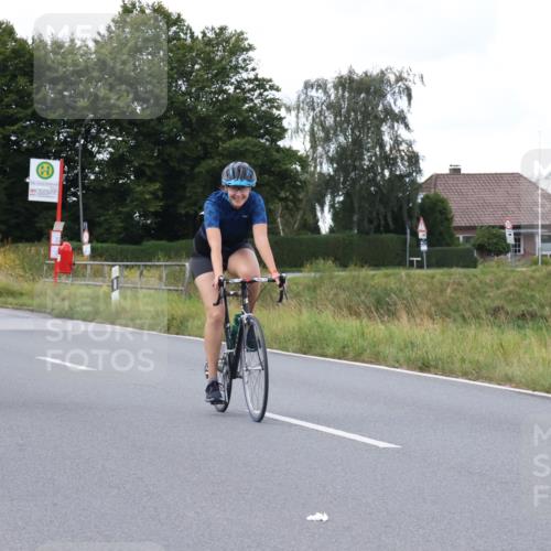 25.08.2024 - Elbe Triathlon Hamburg Fuchs,  Jonas http://msf.ph/oto/6874465 25.08.2024 11:34:25 Radfahren 1648, 1655 meine-sportfotos.de