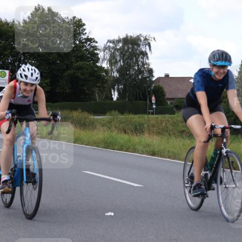 25.08.2024 - Elbe Triathlon Hamburg Fuchs,  Jonas http://msf.ph/oto/6874472 25.08.2024 11:34:26 Radfahren 1648, 1655 meine-sportfotos.de