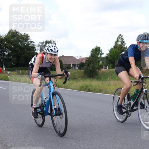25.08.2024 - Elbe Triathlon Hamburg Fuchs,  Jonas http://msf.ph/oto/6874474 25.08.2024 11:34:26 Radfahren 1648, 1655 meine-sportfotos.de
