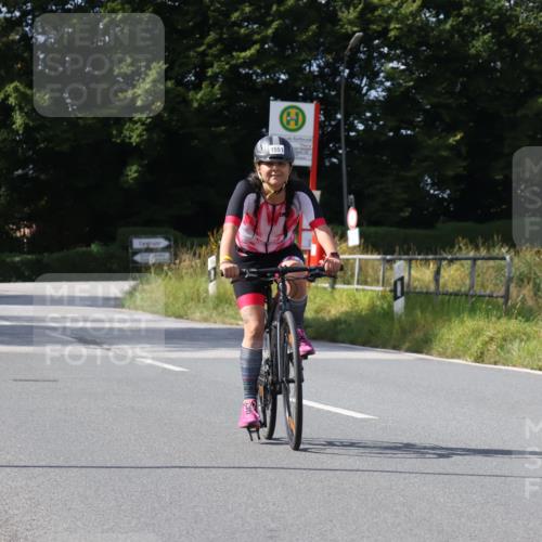 25.08.2024 - Elbe Triathlon Hamburg Fuchs,  Jonas http://msf.ph/oto/6874518 25.08.2024 11:37:46 Radfahren 1551 meine-sportfotos.de