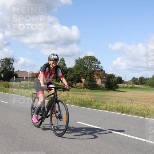 25.08.2024 - Elbe Triathlon Hamburg Fuchs,  Jonas http://msf.ph/oto/6874531 25.08.2024 11:37:47 Radfahren 1551 meine-sportfotos.de