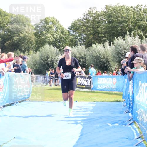25.08.2024 - Elbe Triathlon Hamburg H.Heesch http://msf.ph/oto/6874536 25.08.2024 12:01:29 Ziel 468, 1619 meine-sportfotos.de