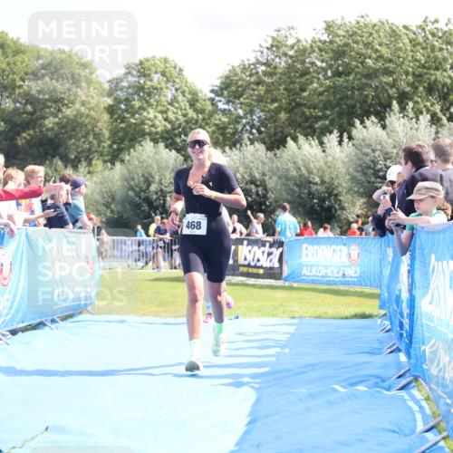 25.08.2024 - Elbe Triathlon Hamburg H.Heesch http://msf.ph/oto/6874554 25.08.2024 12:01:29 Ziel 468, 1619 meine-sportfotos.de