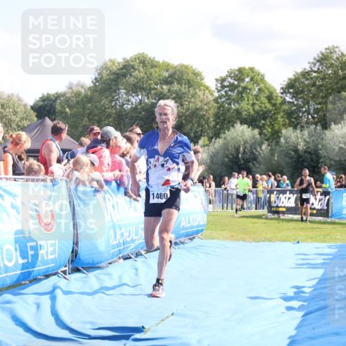 25.08.2024 - Elbe Triathlon Hamburg H.Heesch http://msf.ph/oto/6874559 25.08.2024 11:39:17 Ziel 673, 734, 1460 meine-sportfotos.de