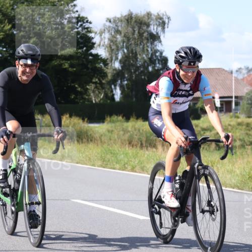 25.08.2024 - Elbe Triathlon Hamburg Fuchs,  Jonas http://msf.ph/oto/6874567 25.08.2024 11:42:14 Radfahren 1604 meine-sportfotos.de