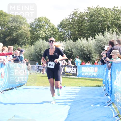 25.08.2024 - Elbe Triathlon Hamburg H.Heesch http://msf.ph/oto/6874568 25.08.2024 12:01:30 Ziel 468, 1619 meine-sportfotos.de