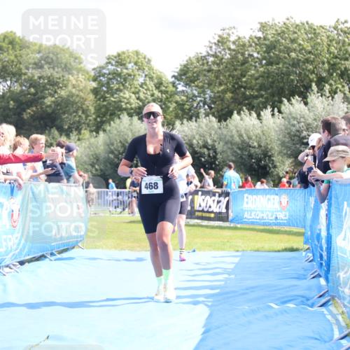 25.08.2024 - Elbe Triathlon Hamburg H.Heesch http://msf.ph/oto/6874576 25.08.2024 12:01:30 Ziel 468, 1619 meine-sportfotos.de