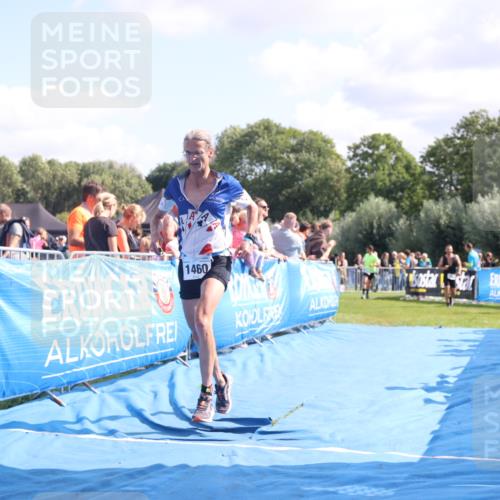 25.08.2024 - Elbe Triathlon Hamburg H.Heesch http://msf.ph/oto/6874593 25.08.2024 11:39:18 Ziel 673, 734, 1460 meine-sportfotos.de