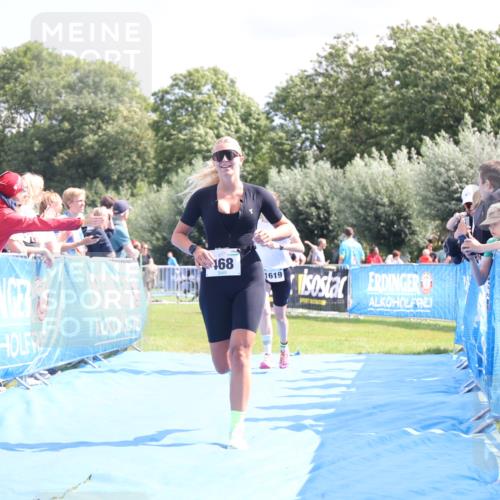 25.08.2024 - Elbe Triathlon Hamburg H.Heesch http://msf.ph/oto/6874598 25.08.2024 12:01:30 Ziel 468, 1619 meine-sportfotos.de