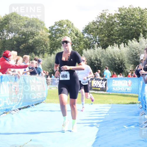 25.08.2024 - Elbe Triathlon Hamburg H.Heesch http://msf.ph/oto/6874612 25.08.2024 12:01:30 Ziel 468, 1619 meine-sportfotos.de