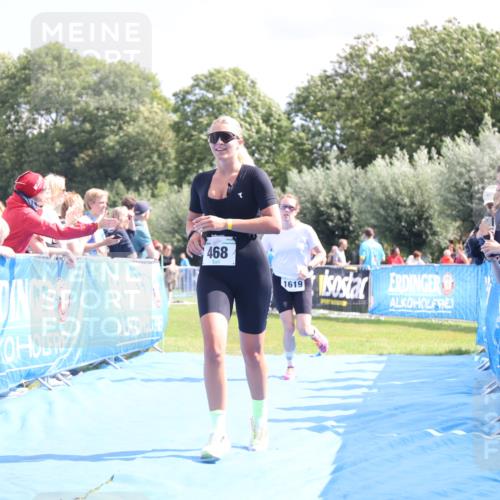 25.08.2024 - Elbe Triathlon Hamburg H.Heesch http://msf.ph/oto/6874615 25.08.2024 12:01:30 Ziel 468, 1619 meine-sportfotos.de