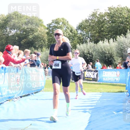25.08.2024 - Elbe Triathlon Hamburg H.Heesch http://msf.ph/oto/6874620 25.08.2024 12:01:30 Ziel 468, 1619 meine-sportfotos.de
