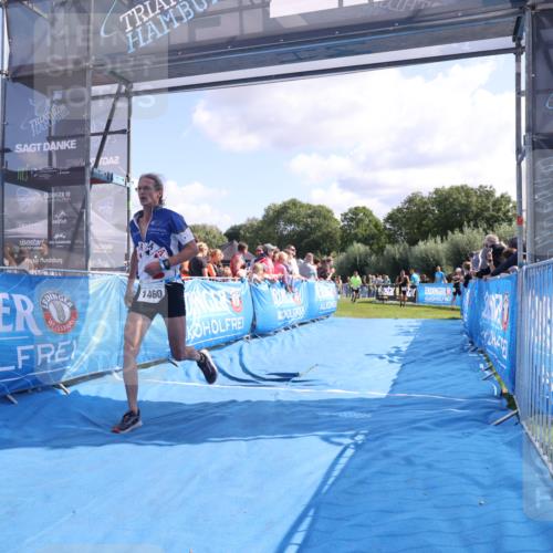 25.08.2024 - Elbe Triathlon Hamburg H.Heesch http://msf.ph/oto/6874630 25.08.2024 11:39:19 Ziel 673, 734, 1460 meine-sportfotos.de