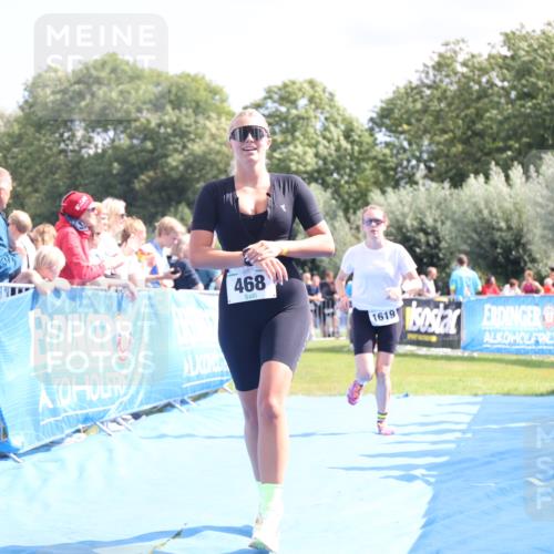 25.08.2024 - Elbe Triathlon Hamburg H.Heesch http://msf.ph/oto/6874644 25.08.2024 12:01:30 Ziel 468, 1619 meine-sportfotos.de