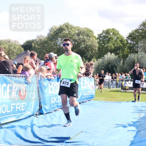 25.08.2024 - Elbe Triathlon Hamburg H.Heesch http://msf.ph/oto/6874646 25.08.2024 11:39:24 Ziel 304, 497, 673, 707, 1460 meine-sportfotos.de