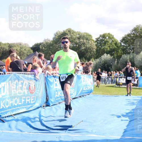 25.08.2024 - Elbe Triathlon Hamburg H.Heesch http://msf.ph/oto/6874651 25.08.2024 11:39:24 Ziel 304, 497, 673, 707, 1460 meine-sportfotos.de