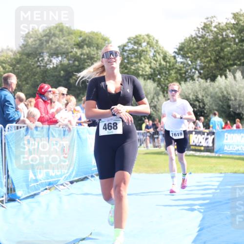 25.08.2024 - Elbe Triathlon Hamburg H.Heesch http://msf.ph/oto/6874655 25.08.2024 12:01:31 Ziel 468, 1619 meine-sportfotos.de