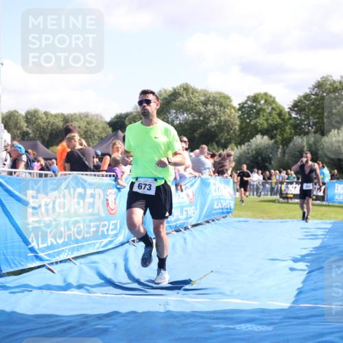 25.08.2024 - Elbe Triathlon Hamburg H.Heesch http://msf.ph/oto/6874666 25.08.2024 11:39:24 Ziel 304, 497, 673, 707, 1460 meine-sportfotos.de