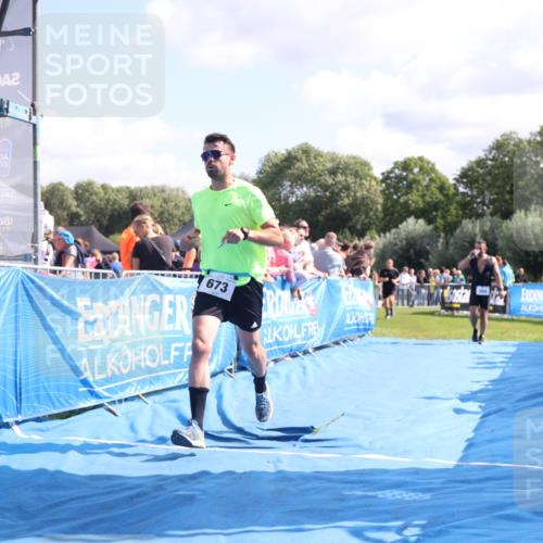 25.08.2024 - Elbe Triathlon Hamburg H.Heesch http://msf.ph/oto/6874672 25.08.2024 11:39:24 Ziel 304, 497, 673, 707, 1460 meine-sportfotos.de