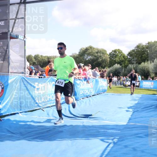 25.08.2024 - Elbe Triathlon Hamburg H.Heesch http://msf.ph/oto/6874679 25.08.2024 11:39:25 Ziel 304, 497, 673, 707, 1460 meine-sportfotos.de