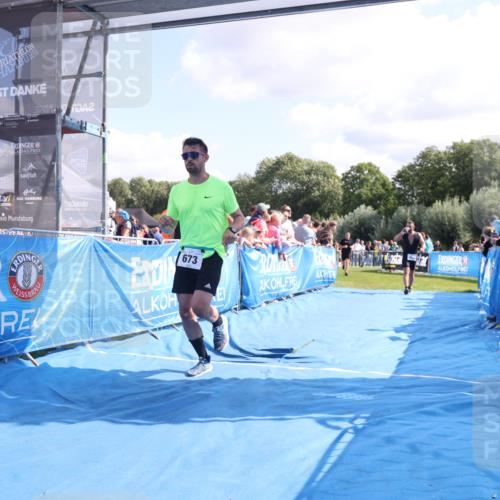 25.08.2024 - Elbe Triathlon Hamburg H.Heesch http://msf.ph/oto/6874680 25.08.2024 11:39:25 Ziel 304, 497, 673, 707, 1460 meine-sportfotos.de