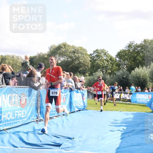 25.08.2024 - Elbe Triathlon Hamburg H.Heesch http://msf.ph/oto/6874698 25.08.2024 11:13:39 Ziel 119, 581, 583, 678 meine-sportfotos.de