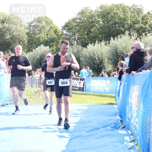 25.08.2024 - Elbe Triathlon Hamburg H.Heesch http://msf.ph/oto/6874699 25.08.2024 11:39:29 Ziel 304, 497, 673, 707 meine-sportfotos.de
