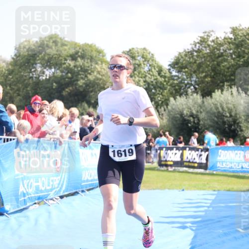 25.08.2024 - Elbe Triathlon Hamburg H.Heesch http://msf.ph/oto/6874706 25.08.2024 12:01:32 Ziel 468, 1619 meine-sportfotos.de