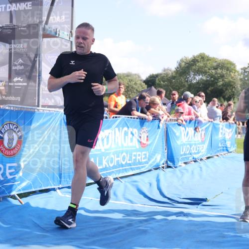 25.08.2024 - Elbe Triathlon Hamburg H.Heesch http://msf.ph/oto/6874769 25.08.2024 11:39:32 Ziel 304, 497, 507, 673, 707 meine-sportfotos.de