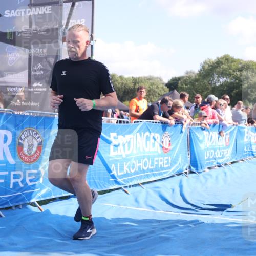 25.08.2024 - Elbe Triathlon Hamburg H.Heesch http://msf.ph/oto/6874776 25.08.2024 11:39:32 Ziel 304, 497, 507, 673, 707 meine-sportfotos.de