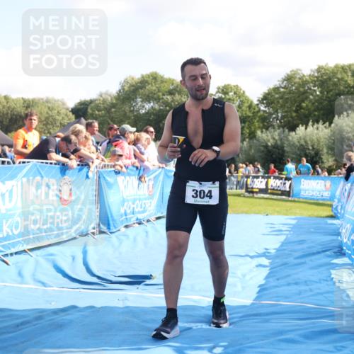 25.08.2024 - Elbe Triathlon Hamburg H.Heesch http://msf.ph/oto/6874789 25.08.2024 11:39:33 Ziel 304, 497, 507, 707 meine-sportfotos.de