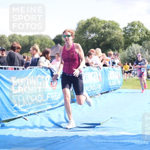 25.08.2024 - Elbe Triathlon Hamburg H.Heesch http://msf.ph/oto/6874791 25.08.2024 12:01:41 Ziel 1510, 1563, 1628 meine-sportfotos.de