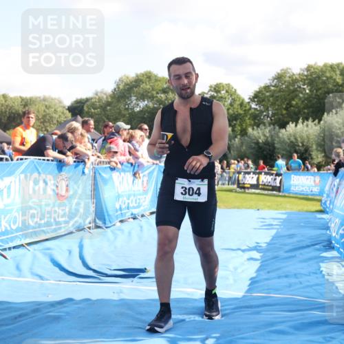 25.08.2024 - Elbe Triathlon Hamburg H.Heesch http://msf.ph/oto/6874792 25.08.2024 11:39:33 Ziel 304, 497, 507, 707 meine-sportfotos.de