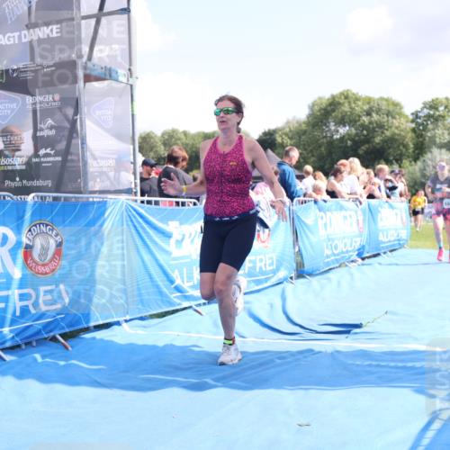 25.08.2024 - Elbe Triathlon Hamburg H.Heesch http://msf.ph/oto/6874811 25.08.2024 12:01:41 Ziel 1510, 1563, 1628 meine-sportfotos.de