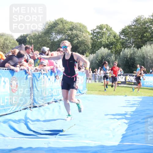25.08.2024 - Elbe Triathlon Hamburg H.Heesch http://msf.ph/oto/6874835 25.08.2024 11:39:38 Ziel 304, 497, 507, 707, 781, 1411 meine-sportfotos.de