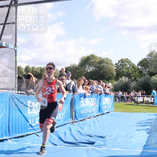 25.08.2024 - Elbe Triathlon Hamburg H.Heesch http://msf.ph/oto/6874843 25.08.2024 11:13:45 Ziel 119, 581, 583, 678 meine-sportfotos.de
