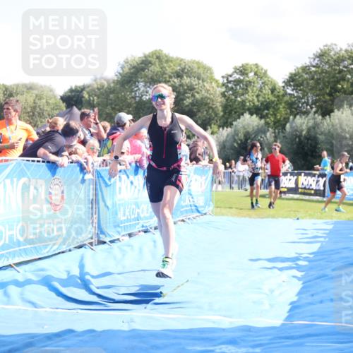 25.08.2024 - Elbe Triathlon Hamburg H.Heesch http://msf.ph/oto/6874844 25.08.2024 11:39:38 Ziel 304, 497, 507, 707, 781, 1411 meine-sportfotos.de