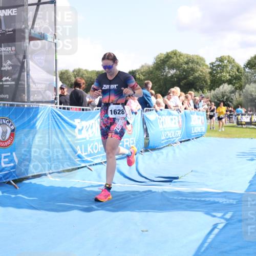25.08.2024 - Elbe Triathlon Hamburg H.Heesch http://msf.ph/oto/6874848 25.08.2024 12:01:43 Ziel 508, 1510, 1563, 1628 meine-sportfotos.de