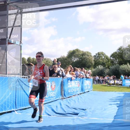 25.08.2024 - Elbe Triathlon Hamburg H.Heesch http://msf.ph/oto/6874849 25.08.2024 11:13:45 Ziel 119, 581, 583, 678 meine-sportfotos.de