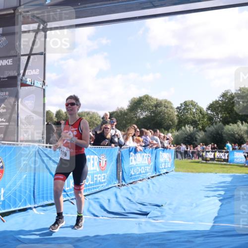 25.08.2024 - Elbe Triathlon Hamburg H.Heesch http://msf.ph/oto/6874852 25.08.2024 11:13:45 Ziel 119, 581, 583, 678 meine-sportfotos.de