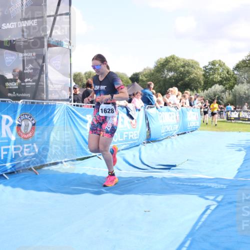 25.08.2024 - Elbe Triathlon Hamburg H.Heesch http://msf.ph/oto/6874854 25.08.2024 12:01:43 Ziel 508, 1510, 1563, 1628 meine-sportfotos.de